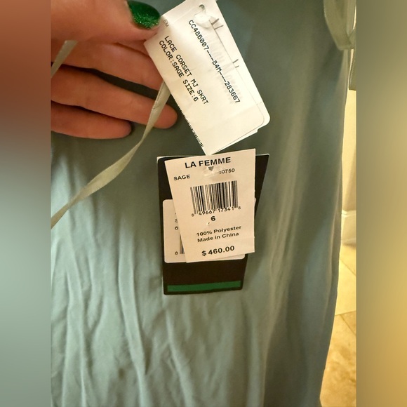 NWT La Femme Green Sage Lace Dress Size 6 - Picture 11 of 11